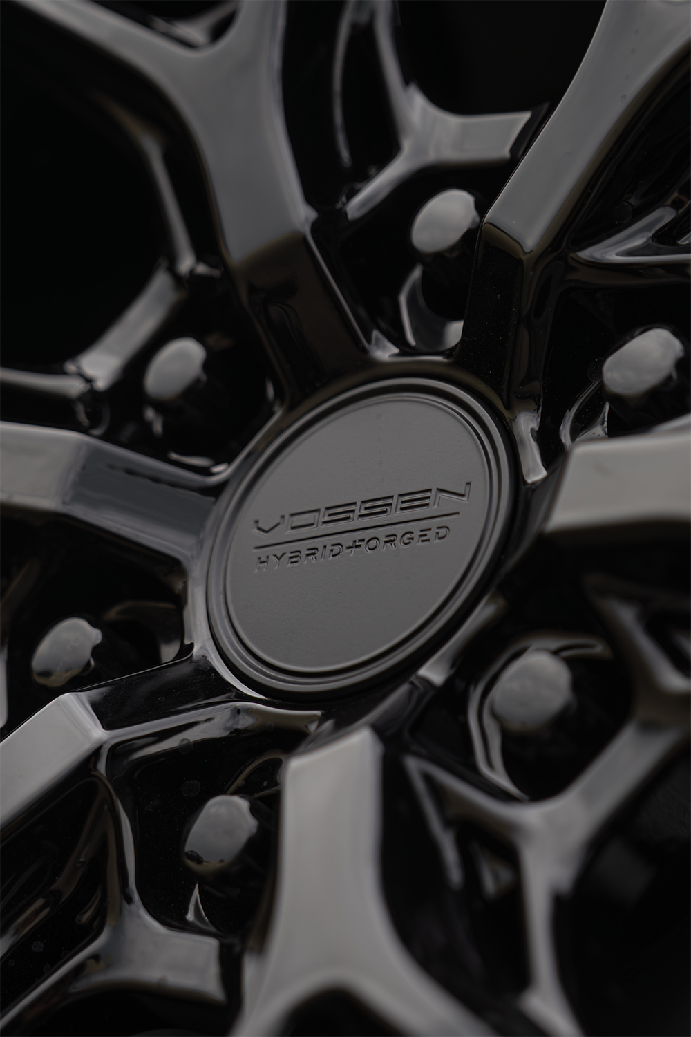 A black metal rim